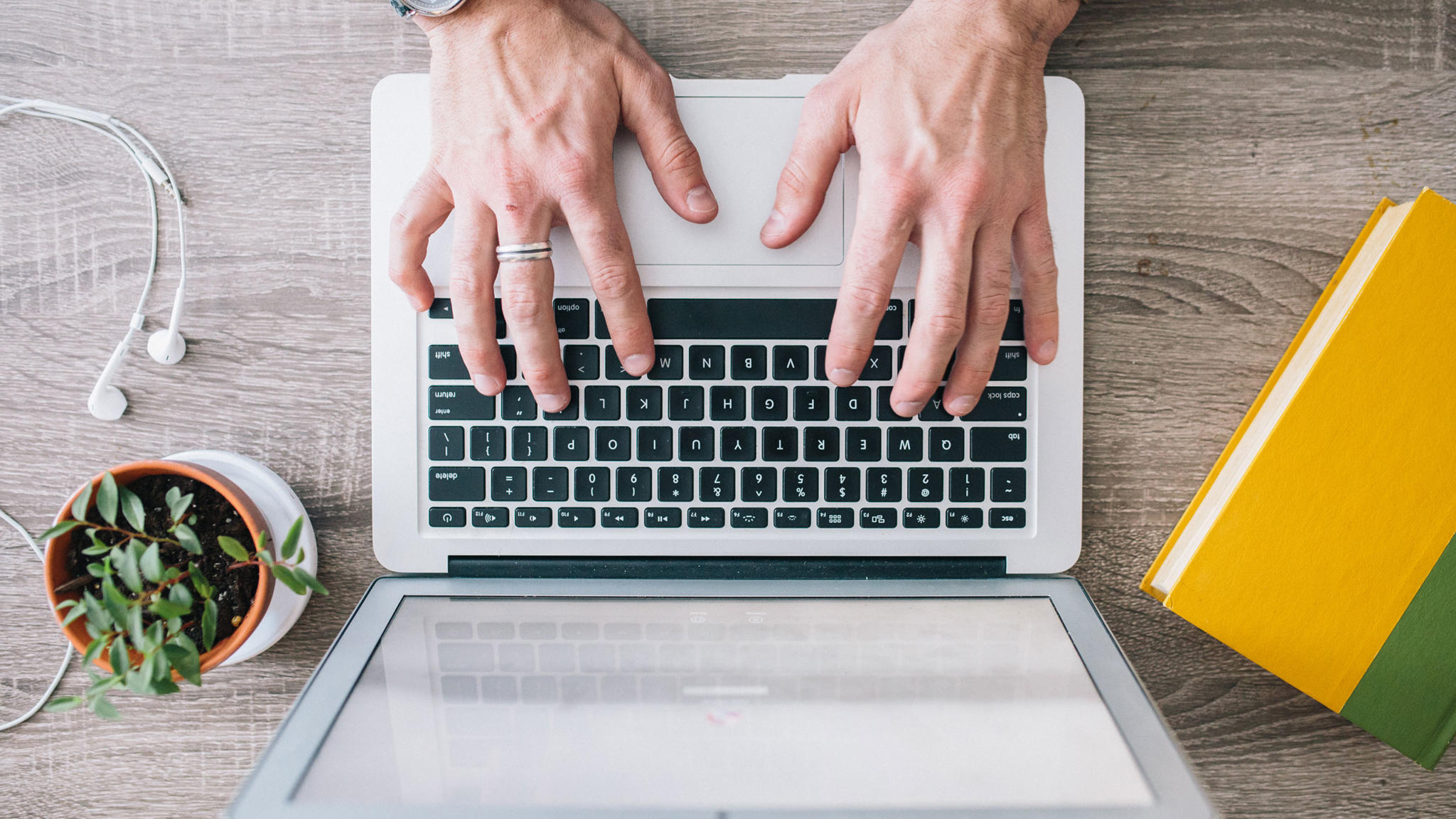 freelance copywriter